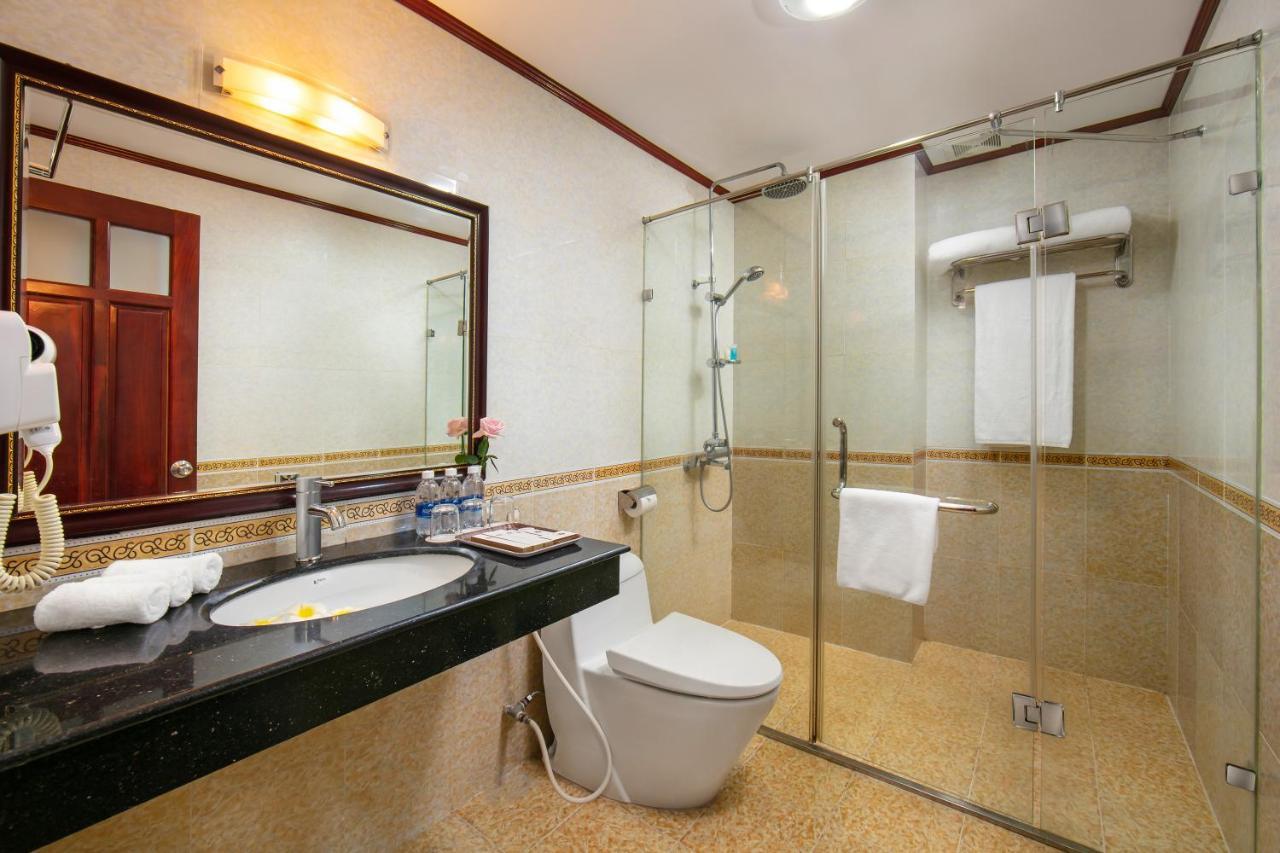 A25 Hotel - 705 Lac Long Quan Hanoi Kültér fotó